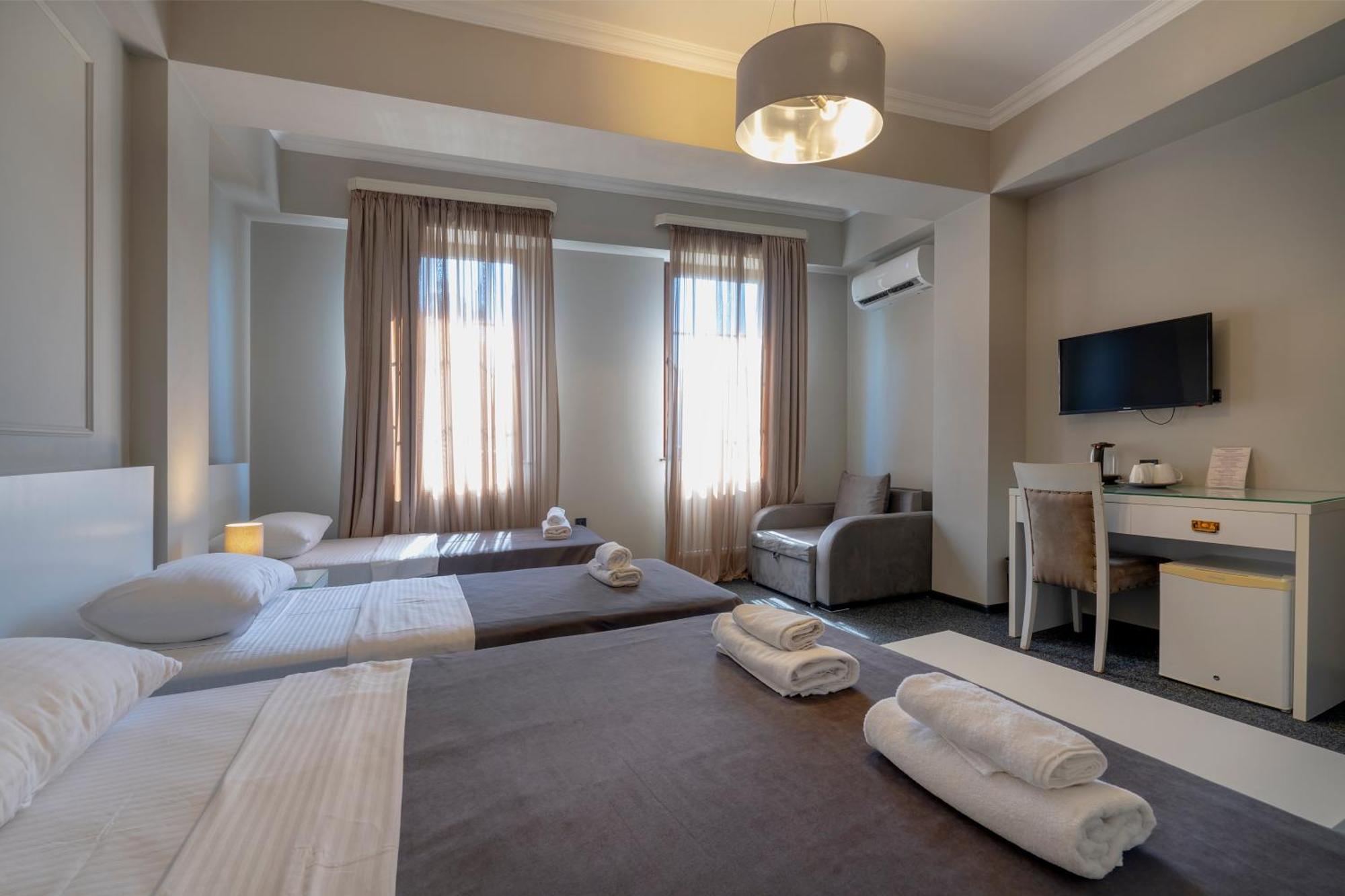 Hotel Piazza טביליסי חדר תמונה