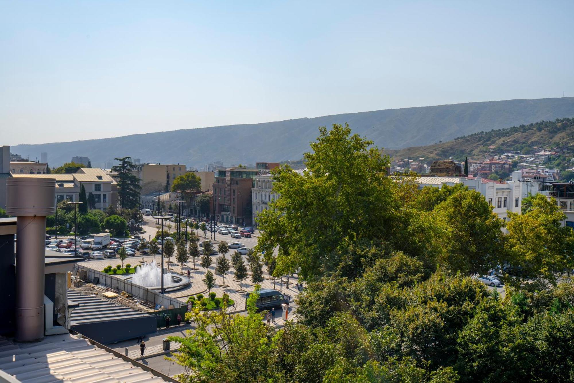 Hotel Piazza טביליסי מראה חיצוני תמונה